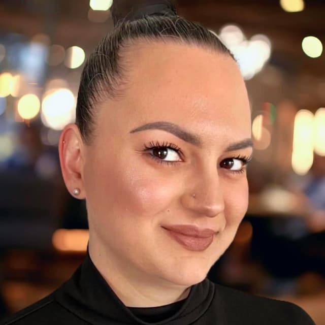 Położna Agnieszka Jarosińska - Brzuzy