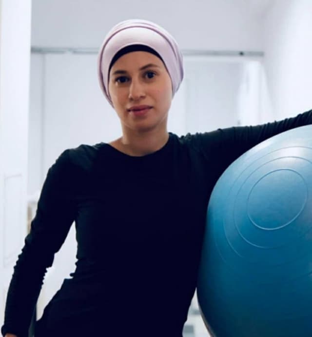Położna Asma Lip